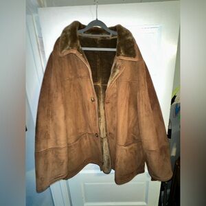 Utex jacket 2XL.  Very comfy, cozy, and warm.